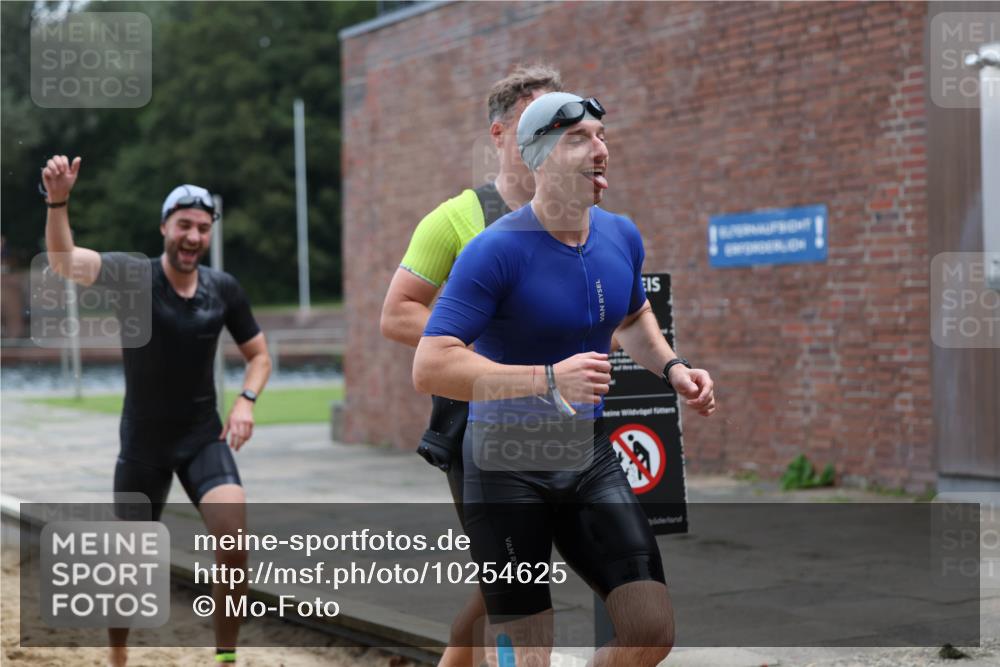 13.09.2026 - Stadtparktriathlon Mo-Foto http://msf.ph/oto/10254625 13.09.2026 11:32:28 Schwimmen 835, 836, 842, 844, 857, 858, 860, 866, 945, 946 meine-sportfotos.de