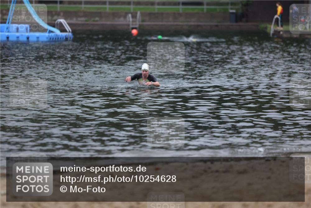 13.09.2026 - Stadtparktriathlon Mo-Foto http://msf.ph/oto/10254628 13.09.2026 10:27:56 Schwimmen 534 meine-sportfotos.de