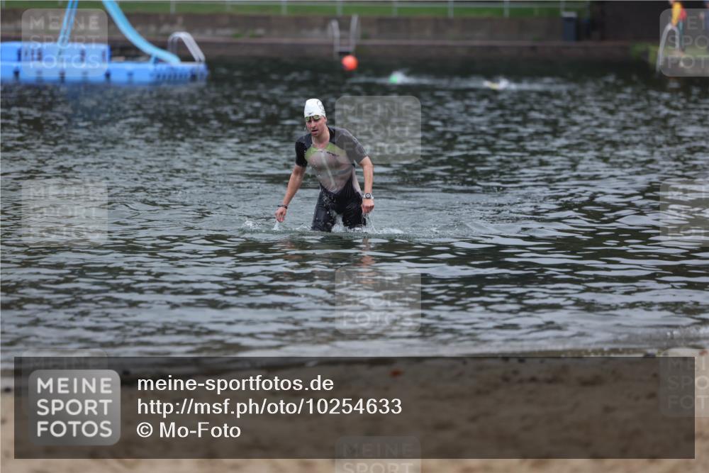 13.09.2026 - Stadtparktriathlon Mo-Foto http://msf.ph/oto/10254633 13.09.2026 10:28:02 Schwimmen 534 meine-sportfotos.de
