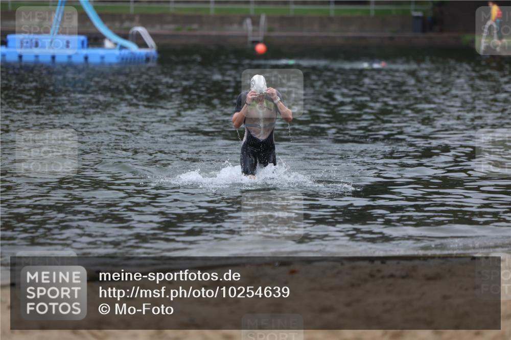 13.09.2026 - Stadtparktriathlon Mo-Foto http://msf.ph/oto/10254639 13.09.2026 10:28:04 Schwimmen 534 meine-sportfotos.de