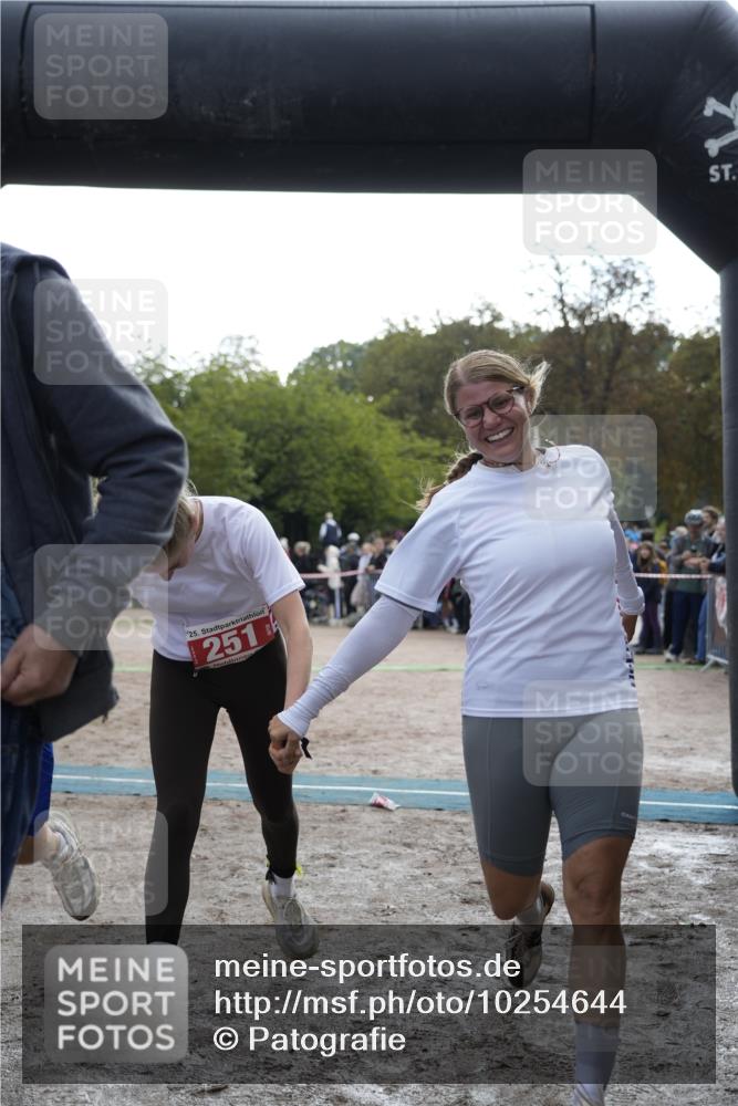 13.09.2026 - Stadtparktriathlon Patografie http://msf.ph/oto/10254644 13.09.2026 11:02:25 Ziel 251, 274 meine-sportfotos.de