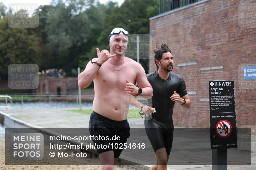 13.09.2026 - Stadtparktriathlon Mo-Foto http://msf.ph/oto/10254646 13.09.2026 11:32:31 Schwimmen 835, 842, 844, 858, 860, 866, 945, 946 meine-sportfotos.de