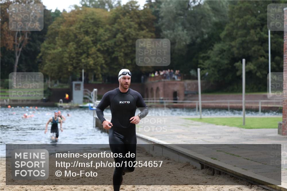 13.09.2026 - Stadtparktriathlon Mo-Foto http://msf.ph/oto/10254657 13.09.2026 11:32:33 Schwimmen 835, 842, 844, 858, 860 meine-sportfotos.de