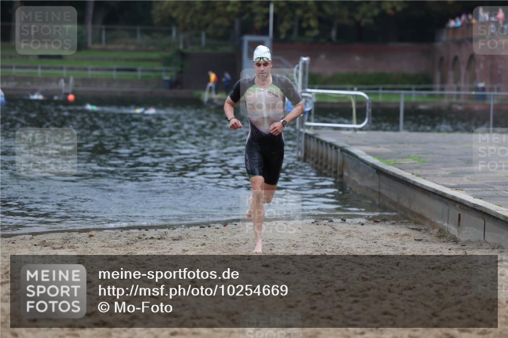 13.09.2026 - Stadtparktriathlon Mo-Foto http://msf.ph/oto/10254669 13.09.2026 10:28:09 Schwimmen 534 meine-sportfotos.de
