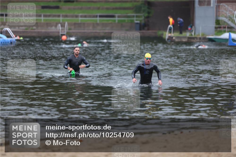 13.09.2026 - Stadtparktriathlon Mo-Foto http://msf.ph/oto/10254709 13.09.2026 10:28:54 Schwimmen 492, 509 meine-sportfotos.de