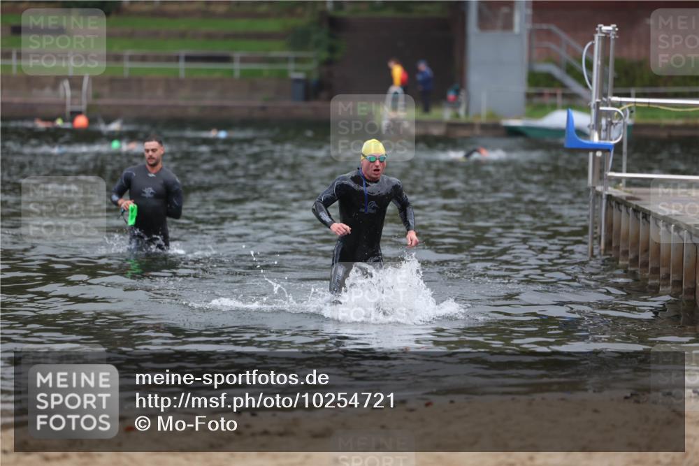 13.09.2026 - Stadtparktriathlon Mo-Foto http://msf.ph/oto/10254721 13.09.2026 10:28:58 Schwimmen 492, 509, 563 meine-sportfotos.de