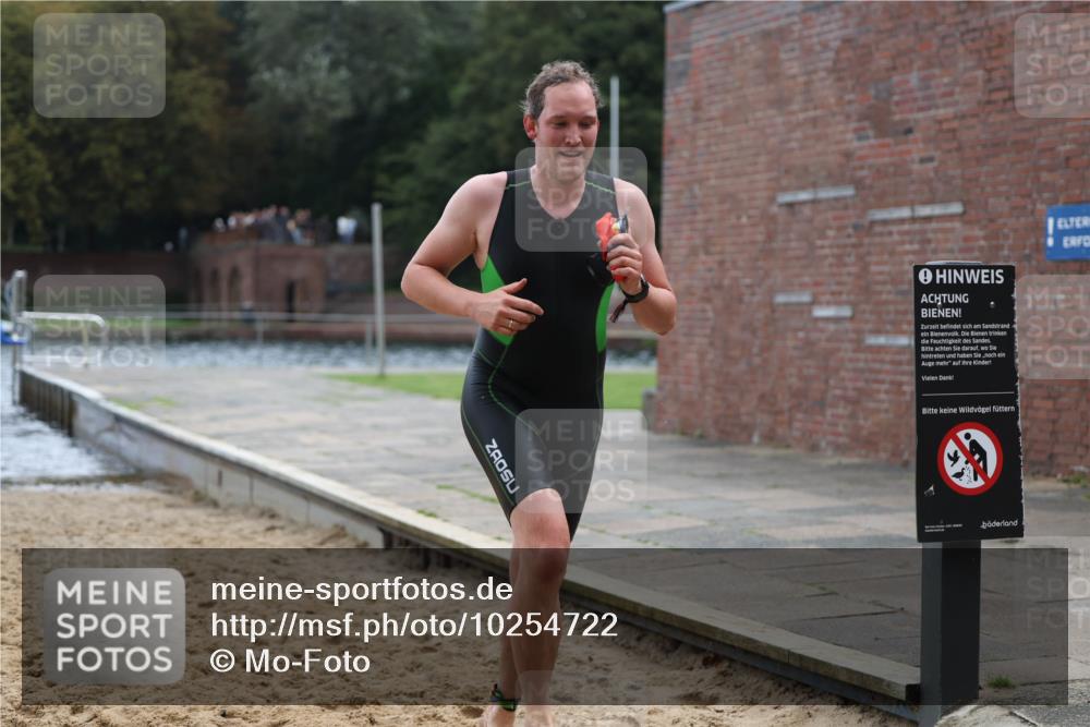 13.09.2026 - Stadtparktriathlon Mo-Foto http://msf.ph/oto/10254722 13.09.2026 11:32:57 Schwimmen 869, 873, 922 meine-sportfotos.de