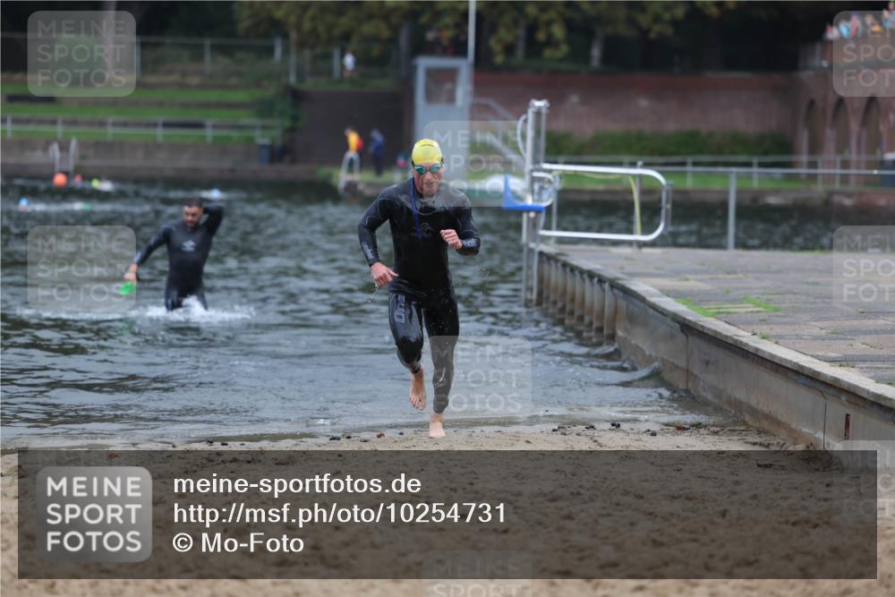 13.09.2026 - Stadtparktriathlon Mo-Foto http://msf.ph/oto/10254731 13.09.2026 10:29:01 Schwimmen 492, 509, 563 meine-sportfotos.de