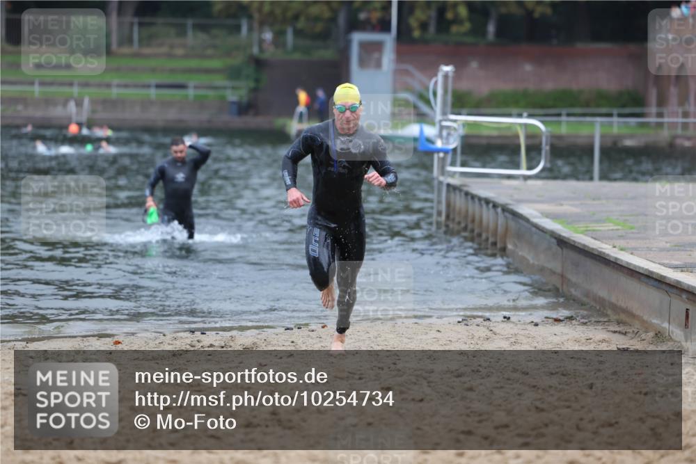 13.09.2026 - Stadtparktriathlon Mo-Foto http://msf.ph/oto/10254734 13.09.2026 10:29:01 Schwimmen 492, 509, 563 meine-sportfotos.de