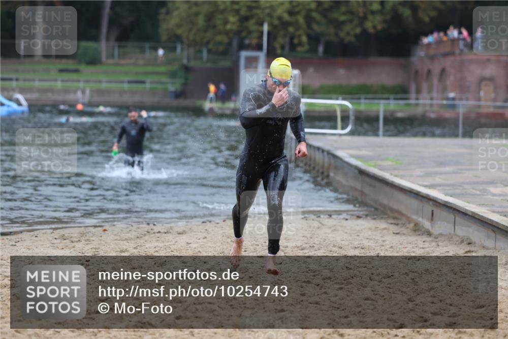 13.09.2026 - Stadtparktriathlon Mo-Foto http://msf.ph/oto/10254743 13.09.2026 10:29:02 Schwimmen 492, 509, 563 meine-sportfotos.de