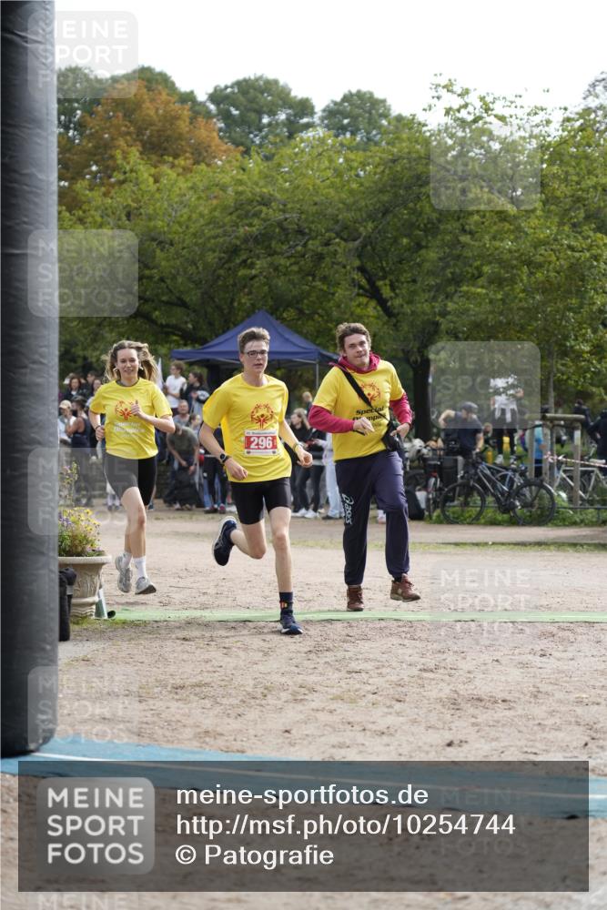 13.09.2026 - Stadtparktriathlon Patografie http://msf.ph/oto/10254744 13.09.2026 11:03:57 Ziel 296 meine-sportfotos.de