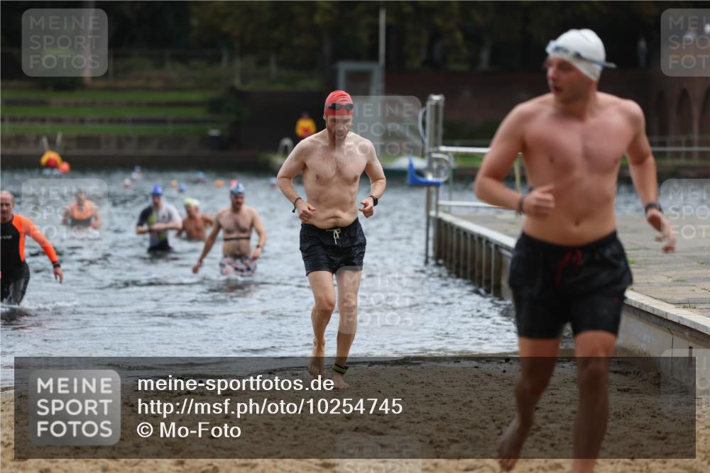 13.09.2026 - Stadtparktriathlon Mo-Foto http://msf.ph/oto/10254745 13.09.2026 11:33:07 Schwimmen 873, 888, 922 meine-sportfotos.de
