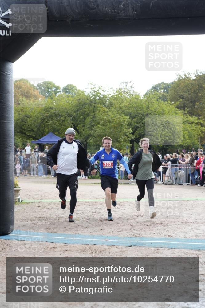 13.09.2026 - Stadtparktriathlon Patografie http://msf.ph/oto/10254770 13.09.2026 11:04:39 Ziel 223 meine-sportfotos.de