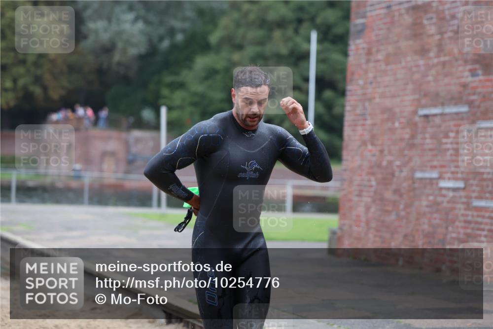 13.09.2026 - Stadtparktriathlon Mo-Foto http://msf.ph/oto/10254776 13.09.2026 10:29:11 Schwimmen 563 meine-sportfotos.de