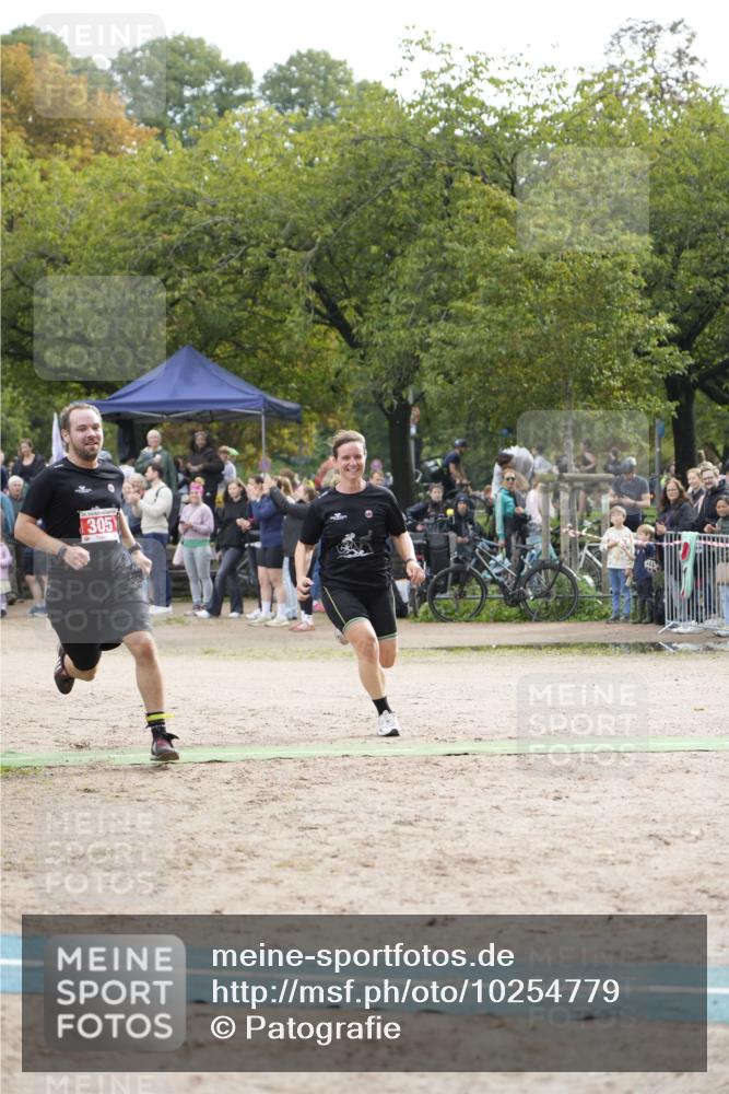 13.09.2026 - Stadtparktriathlon Patografie http://msf.ph/oto/10254779 13.09.2026 11:04:53 Ziel 305 meine-sportfotos.de