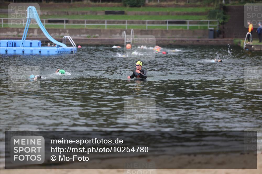 13.09.2026 - Stadtparktriathlon Mo-Foto http://msf.ph/oto/10254780 13.09.2026 10:29:30 Schwimmen  meine-sportfotos.de