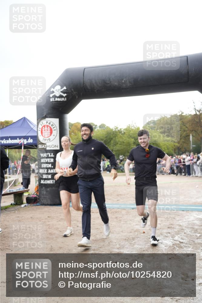 13.09.2026 - Stadtparktriathlon Patografie http://msf.ph/oto/10254820 13.09.2026 11:05:30 Ziel 244 meine-sportfotos.de
