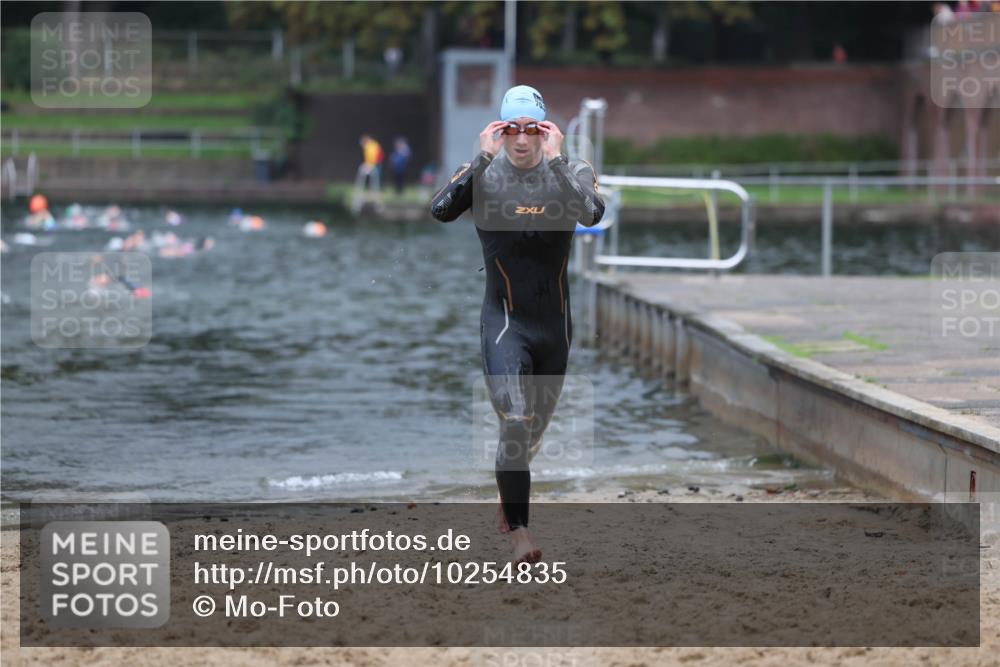 13.09.2026 - Stadtparktriathlon Mo-Foto http://msf.ph/oto/10254835 13.09.2026 10:30:19 Schwimmen 502 meine-sportfotos.de