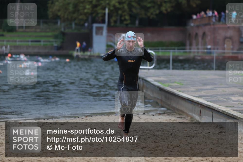 13.09.2026 - Stadtparktriathlon Mo-Foto http://msf.ph/oto/10254837 13.09.2026 10:30:20 Schwimmen 502 meine-sportfotos.de