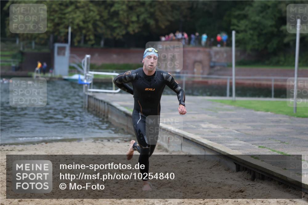 13.09.2026 - Stadtparktriathlon Mo-Foto http://msf.ph/oto/10254840 13.09.2026 10:30:20 Schwimmen 502 meine-sportfotos.de
