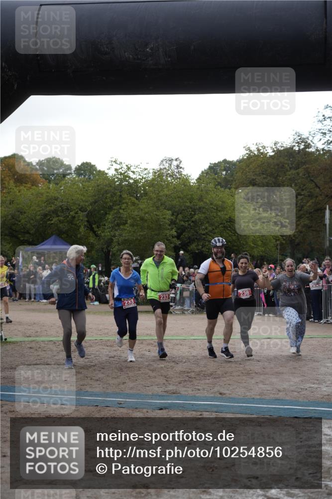13.09.2026 - Stadtparktriathlon Patografie http://msf.ph/oto/10254856 13.09.2026 11:06:07 Ziel 233, 234, 236, 295 meine-sportfotos.de