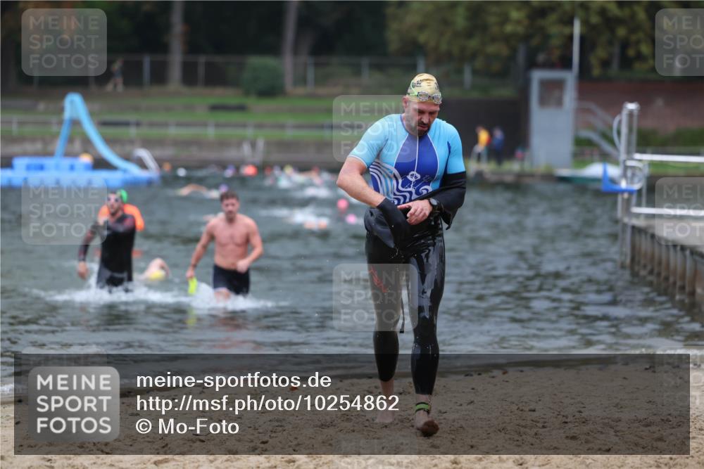13.09.2026 - Stadtparktriathlon Mo-Foto http://msf.ph/oto/10254862 13.09.2026 10:30:38 Schwimmen 471, 479, 569 meine-sportfotos.de