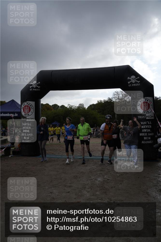 13.09.2026 - Stadtparktriathlon Patografie http://msf.ph/oto/10254863 13.09.2026 11:06:08 Ziel 233, 234, 236, 295 meine-sportfotos.de