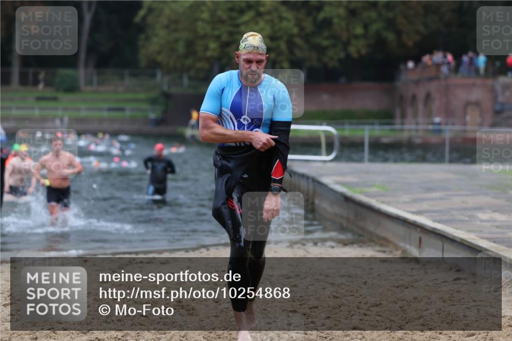 13.09.2026 - Stadtparktriathlon Mo-Foto http://msf.ph/oto/10254868 13.09.2026 10:30:40 Schwimmen 471, 479, 569 meine-sportfotos.de