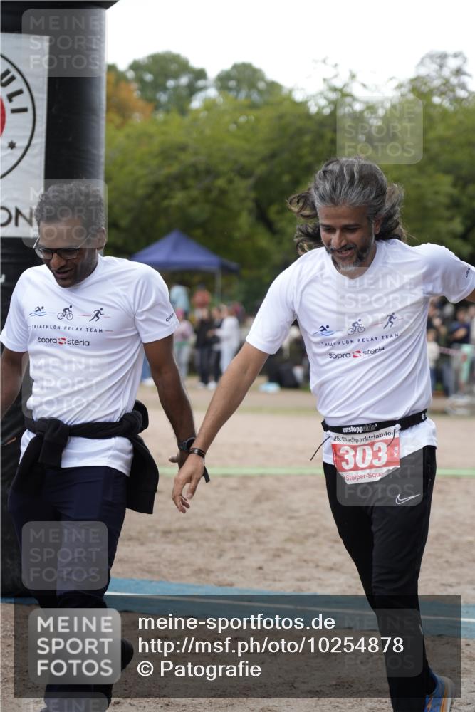 13.09.2026 - Stadtparktriathlon Patografie http://msf.ph/oto/10254878 13.09.2026 11:06:43 Ziel 303 meine-sportfotos.de