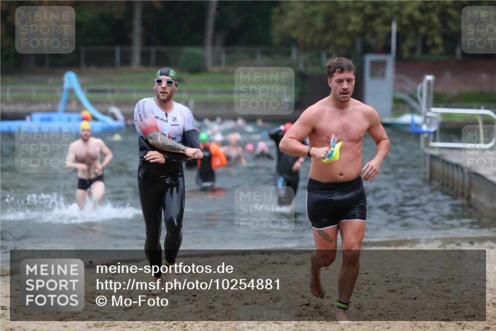13.09.2026 - Stadtparktriathlon Mo-Foto http://msf.ph/oto/10254881 13.09.2026 10:30:45 Schwimmen 471, 479, 569, 573 meine-sportfotos.de