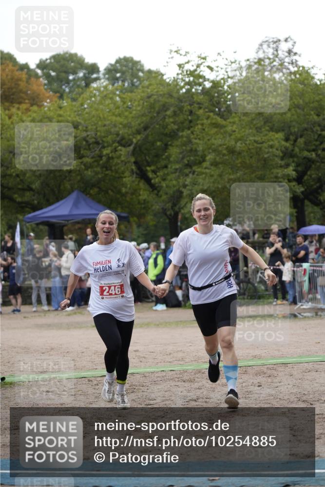 13.09.2026 - Stadtparktriathlon Patografie http://msf.ph/oto/10254885 13.09.2026 11:07:25 Ziel 246 meine-sportfotos.de