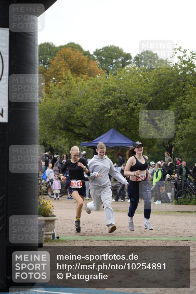 13.09.2026 - Stadtparktriathlon Patografie http://msf.ph/oto/10254891 13.09.2026 11:08:13 Ziel 324 meine-sportfotos.de