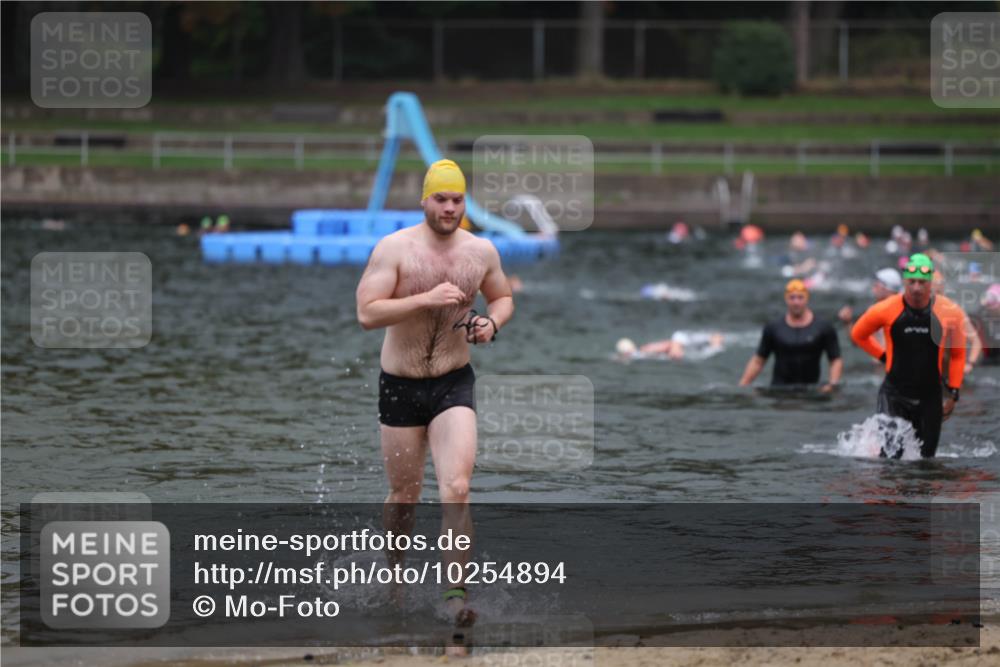 13.09.2026 - Stadtparktriathlon Mo-Foto http://msf.ph/oto/10254894 13.09.2026 10:30:49 Schwimmen 471, 479, 539, 573 meine-sportfotos.de