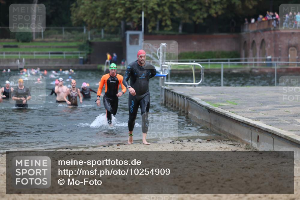 13.09.2026 - Stadtparktriathlon Mo-Foto http://msf.ph/oto/10254909 13.09.2026 10:30:53 Schwimmen 480, 539, 573, 584 meine-sportfotos.de