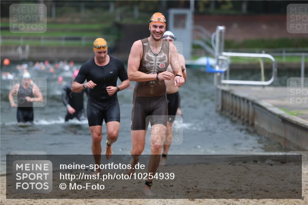 13.09.2026 - Stadtparktriathlon Mo-Foto http://msf.ph/oto/10254939 13.09.2026 10:31:04 Schwimmen 480, 483, 491, 494, 528, 539, 575, 582, 584 meine-sportfotos.de