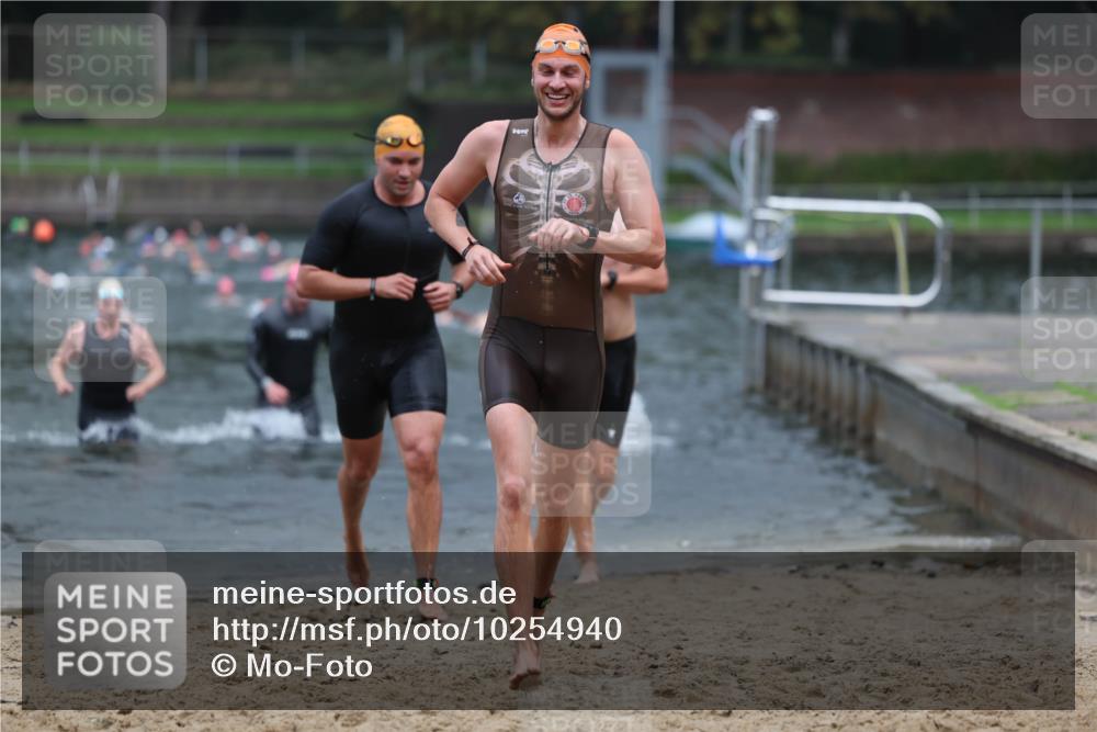 13.09.2026 - Stadtparktriathlon Mo-Foto http://msf.ph/oto/10254940 13.09.2026 10:31:05 Schwimmen 480, 483, 491, 494, 528, 575, 582, 584 meine-sportfotos.de