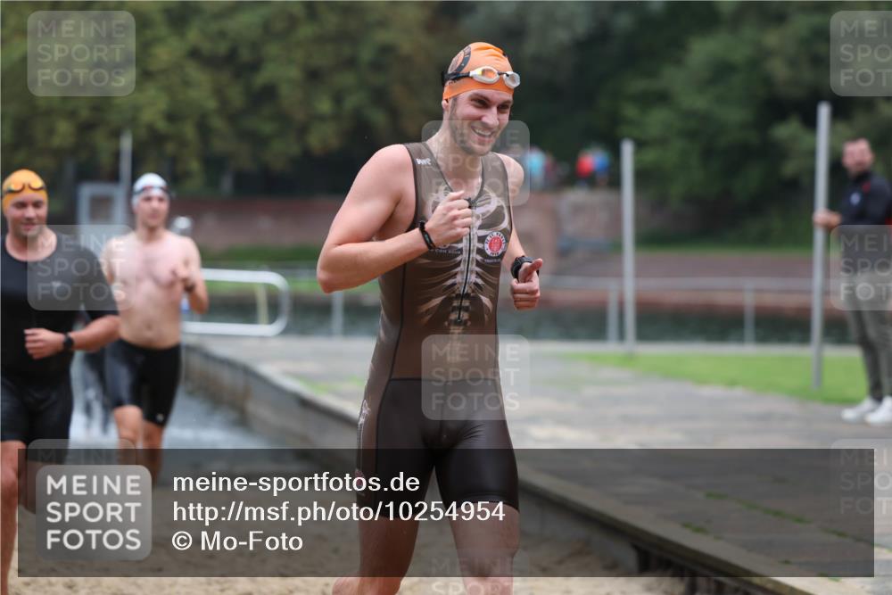 13.09.2026 - Stadtparktriathlon Mo-Foto http://msf.ph/oto/10254954 13.09.2026 10:31:07 Schwimmen 480, 483, 491, 494, 528, 575, 582, 584 meine-sportfotos.de