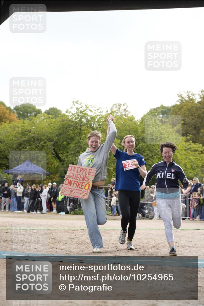 13.09.2026 - Stadtparktriathlon Patografie http://msf.ph/oto/10254965 13.09.2026 11:11:04 Ziel 241, 326 meine-sportfotos.de