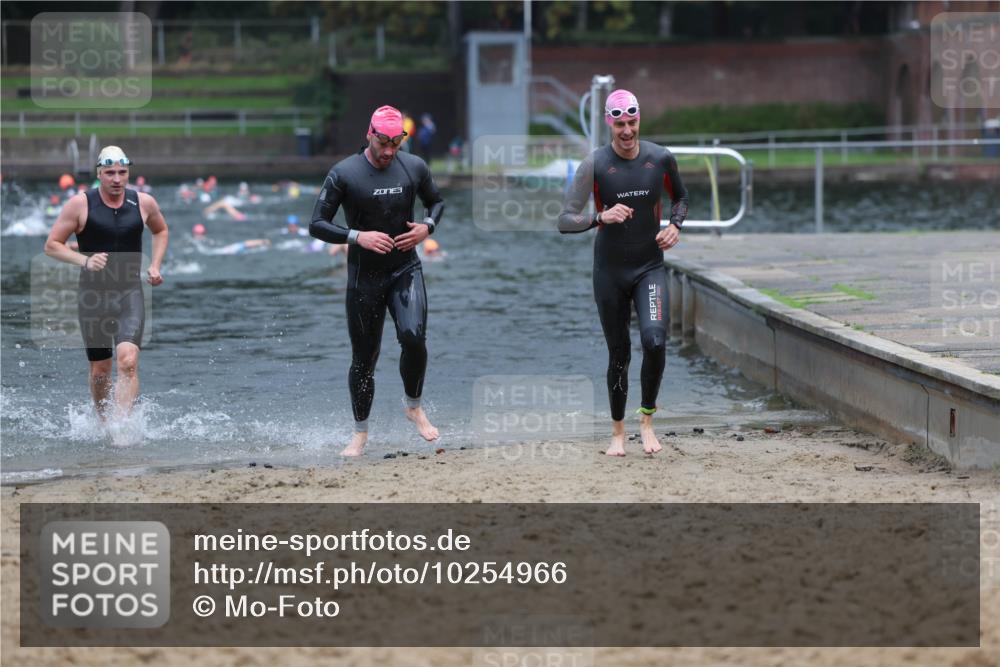 13.09.2026 - Stadtparktriathlon Mo-Foto http://msf.ph/oto/10254966 13.09.2026 10:31:10 Schwimmen 483, 491, 494, 528, 575, 582, 584 meine-sportfotos.de