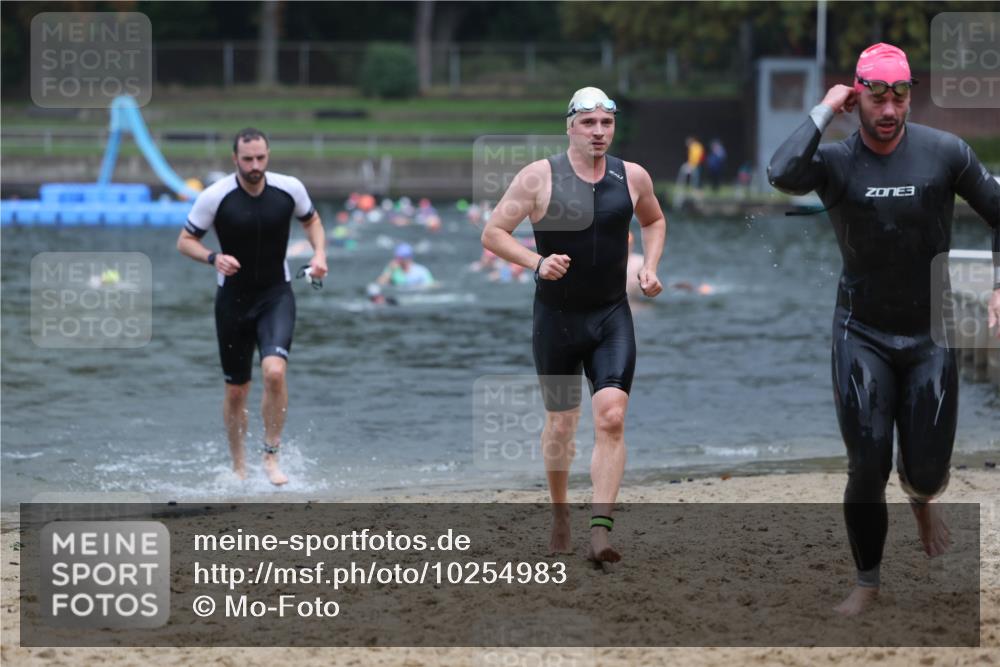 13.09.2026 - Stadtparktriathlon Mo-Foto http://msf.ph/oto/10254983 13.09.2026 10:31:13 Schwimmen 483, 491, 528, 575, 582 meine-sportfotos.de