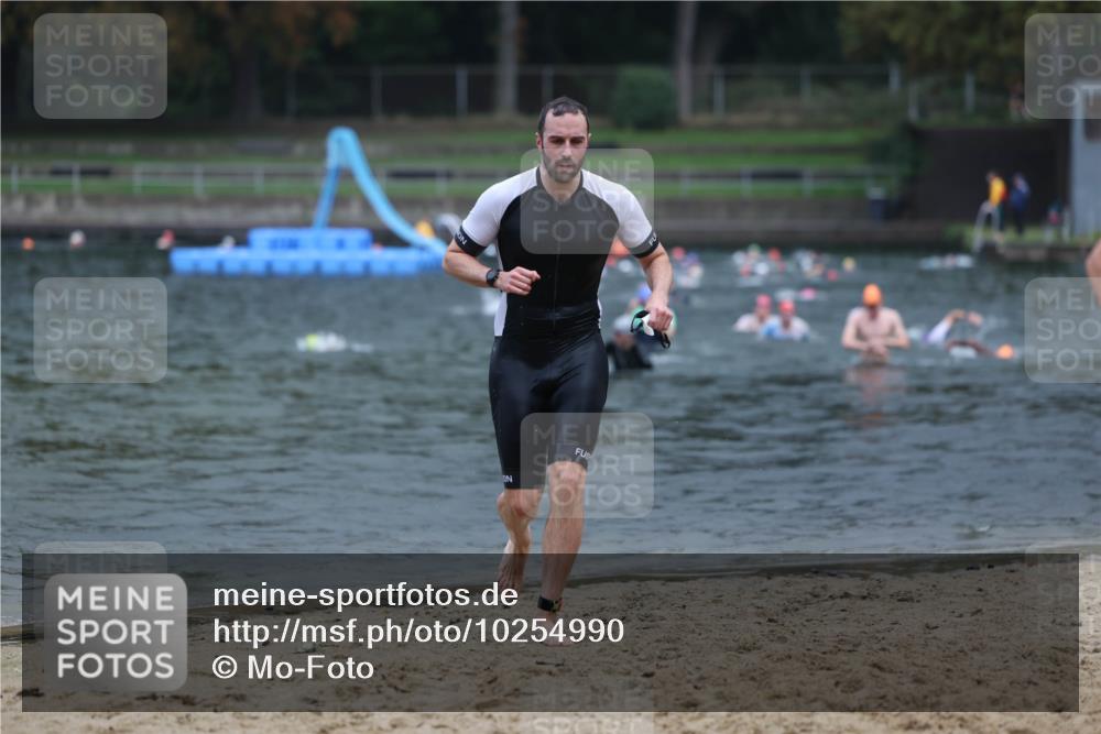 13.09.2026 - Stadtparktriathlon Mo-Foto http://msf.ph/oto/10254990 13.09.2026 10:31:15 Schwimmen 483, 491, 499, 575, 582 meine-sportfotos.de