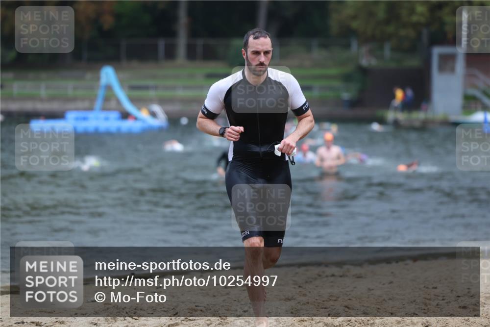 13.09.2026 - Stadtparktriathlon Mo-Foto http://msf.ph/oto/10254997 13.09.2026 10:31:16 Schwimmen 483, 491, 499, 575, 582 meine-sportfotos.de