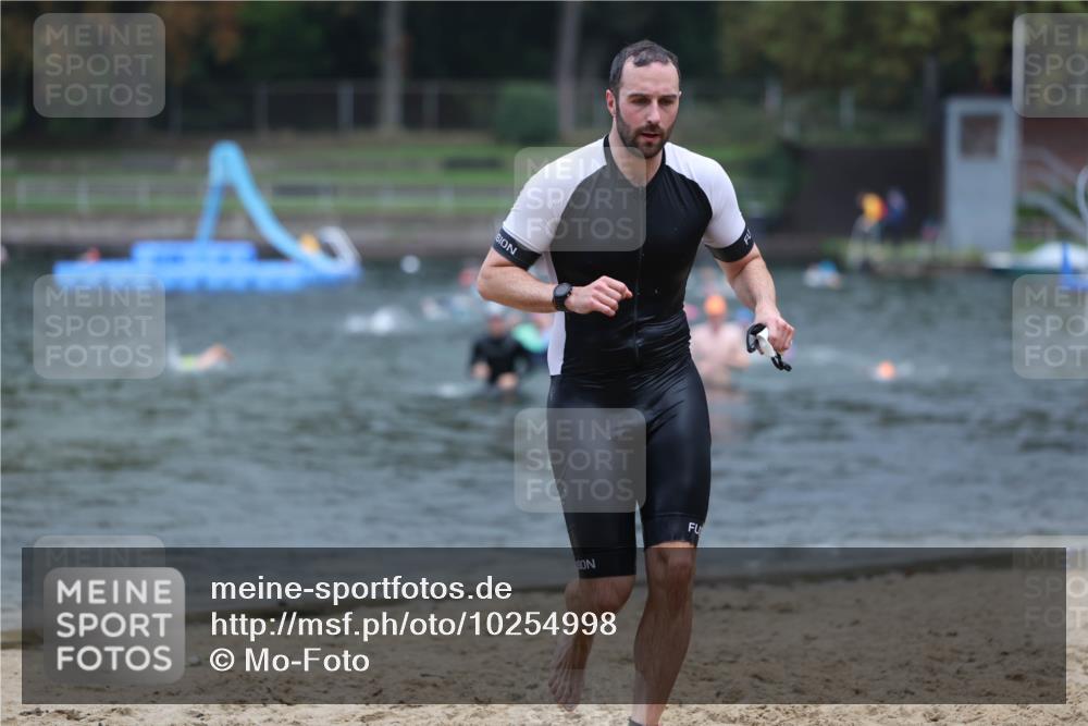 13.09.2026 - Stadtparktriathlon Mo-Foto http://msf.ph/oto/10254998 13.09.2026 10:31:16 Schwimmen 483, 491, 499, 575, 582 meine-sportfotos.de