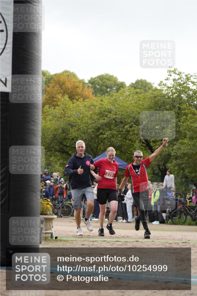 13.09.2026 - Stadtparktriathlon Patografie http://msf.ph/oto/10254999 13.09.2026 11:12:00 Ziel 271 meine-sportfotos.de