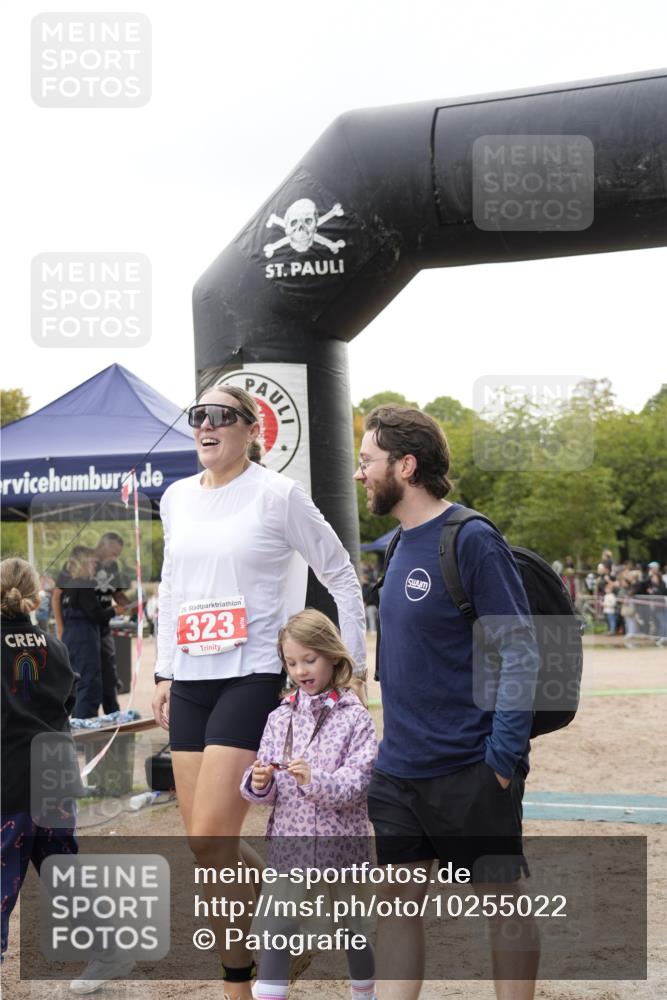 13.09.2026 - Stadtparktriathlon Patografie http://msf.ph/oto/10255022 13.09.2026 11:12:21 Ziel  meine-sportfotos.de