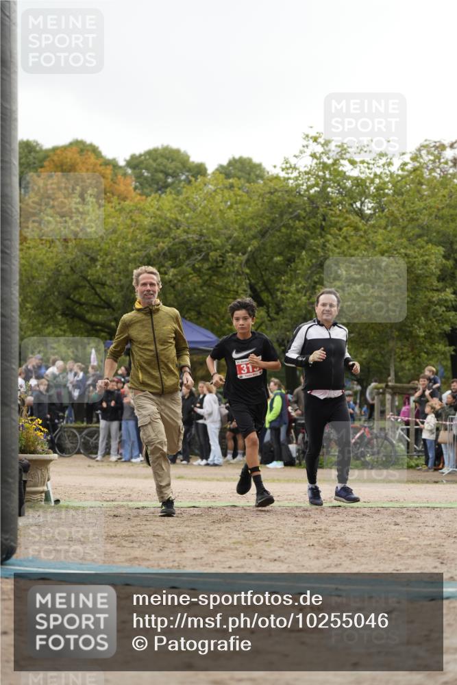 13.09.2026 - Stadtparktriathlon Patografie http://msf.ph/oto/10255046 13.09.2026 11:12:58 Ziel 313, 319 meine-sportfotos.de