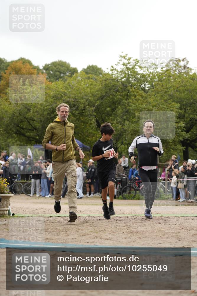 13.09.2026 - Stadtparktriathlon Patografie http://msf.ph/oto/10255049 13.09.2026 11:12:58 Ziel 313, 319 meine-sportfotos.de
