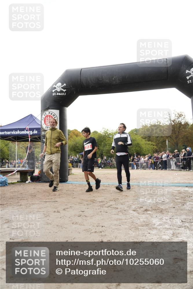 13.09.2026 - Stadtparktriathlon Patografie http://msf.ph/oto/10255060 13.09.2026 11:13:01 Ziel 313 meine-sportfotos.de