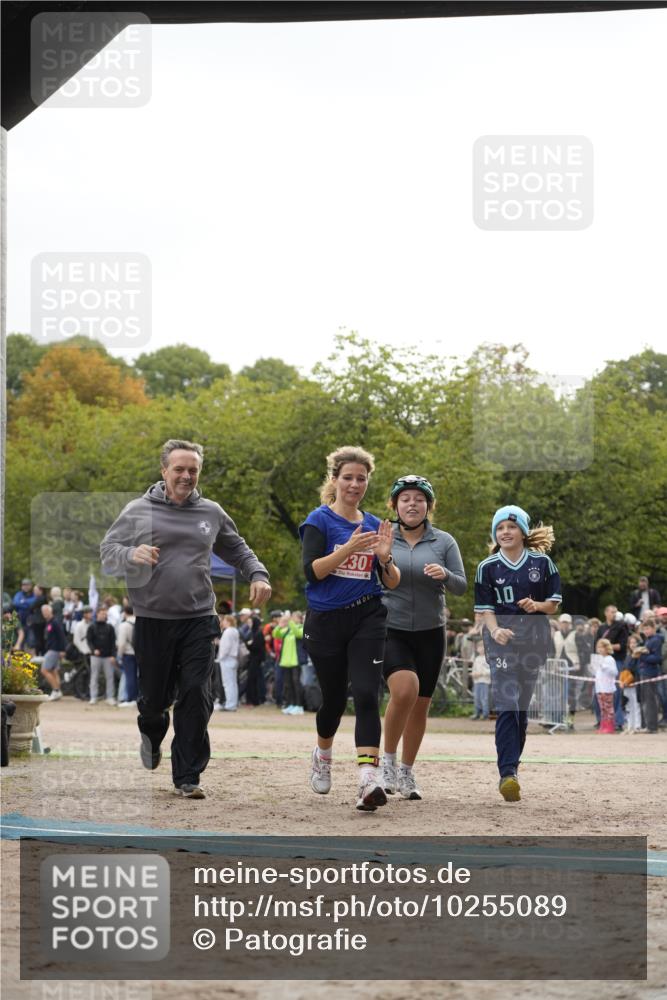 13.09.2026 - Stadtparktriathlon Patografie http://msf.ph/oto/10255089 13.09.2026 11:14:04 Ziel 230 meine-sportfotos.de