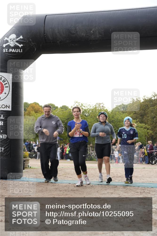 13.09.2026 - Stadtparktriathlon Patografie http://msf.ph/oto/10255095 13.09.2026 11:14:06 Ziel 230 meine-sportfotos.de